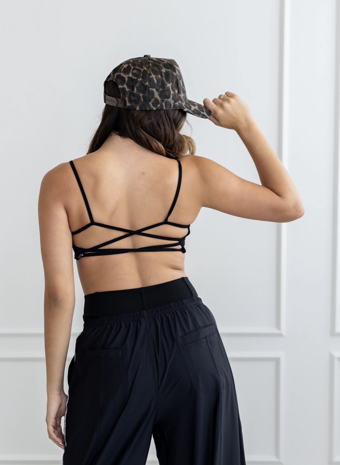 TROPIC BLACK STRAPPY TOP