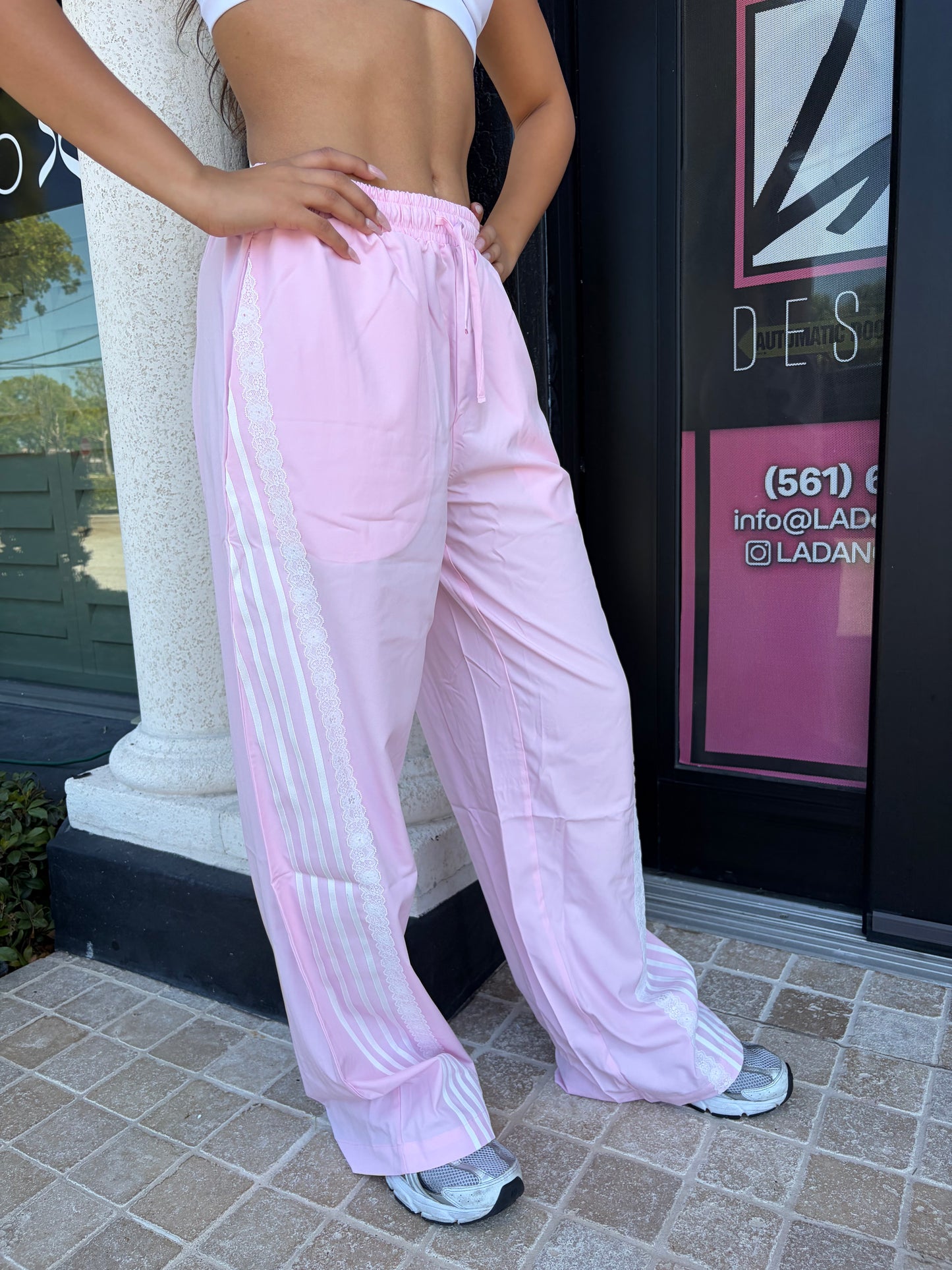 NIOR PANTS IN PINK AND WHITE LACE