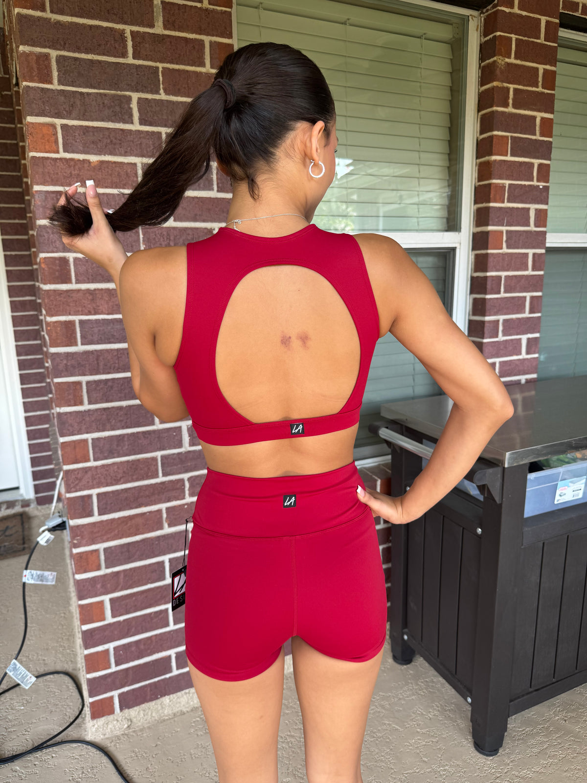 FULL OUT OPEN BACK TOP SANGRIA